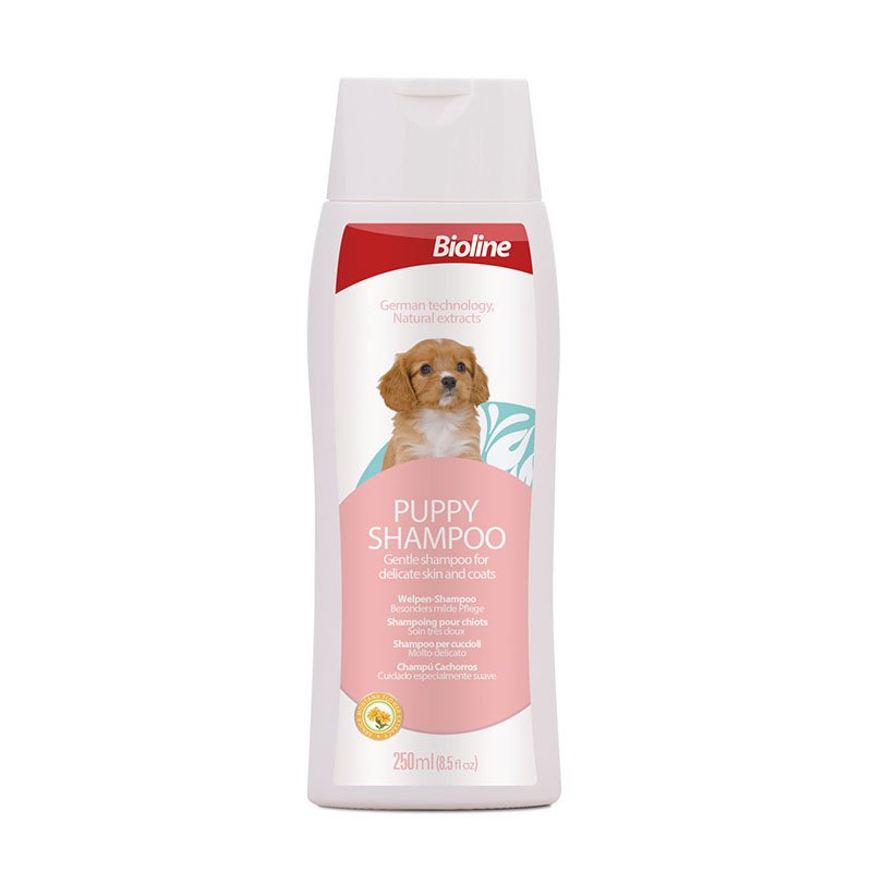 Puppy shampoo for dogs and cats no fragrance and colourant especially mild care.