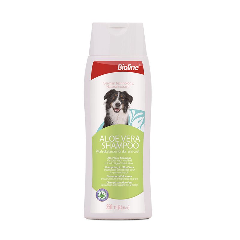 Aloe vera shampoo supplies skin and coat with vital substances especially suitable for sensitive skin.